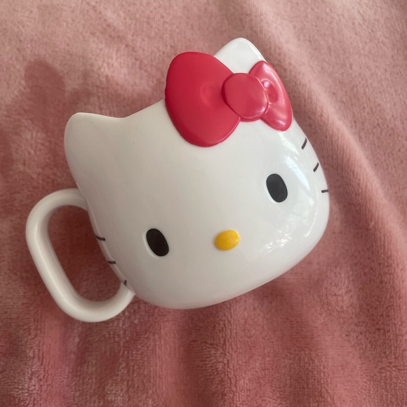 NWOT Hello Kitty 240ml Face Mug with Cute Red Bow - Picture 5 of 5